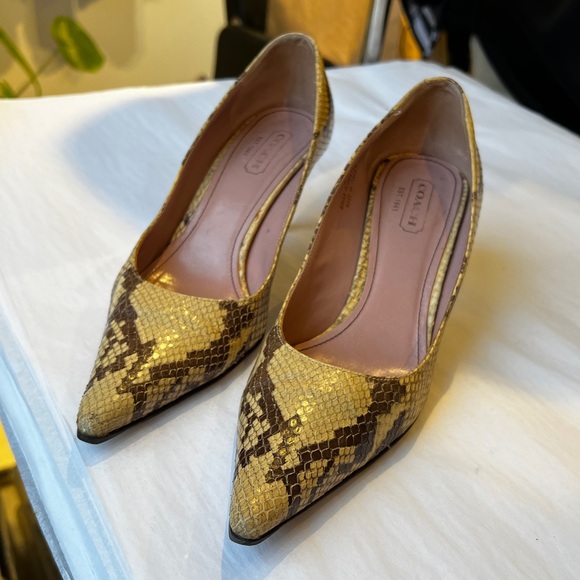 COACH “ALISON” PUMPS SZ 8.5 - Picture 5 of 10